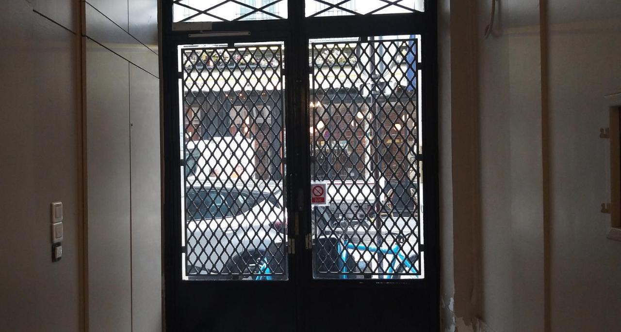 Haussmann Espace Parijs Buitenkant foto